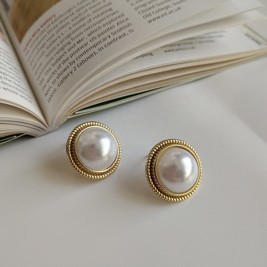 Elegant Gold-Tone Vintage Pearl Stud Earrings