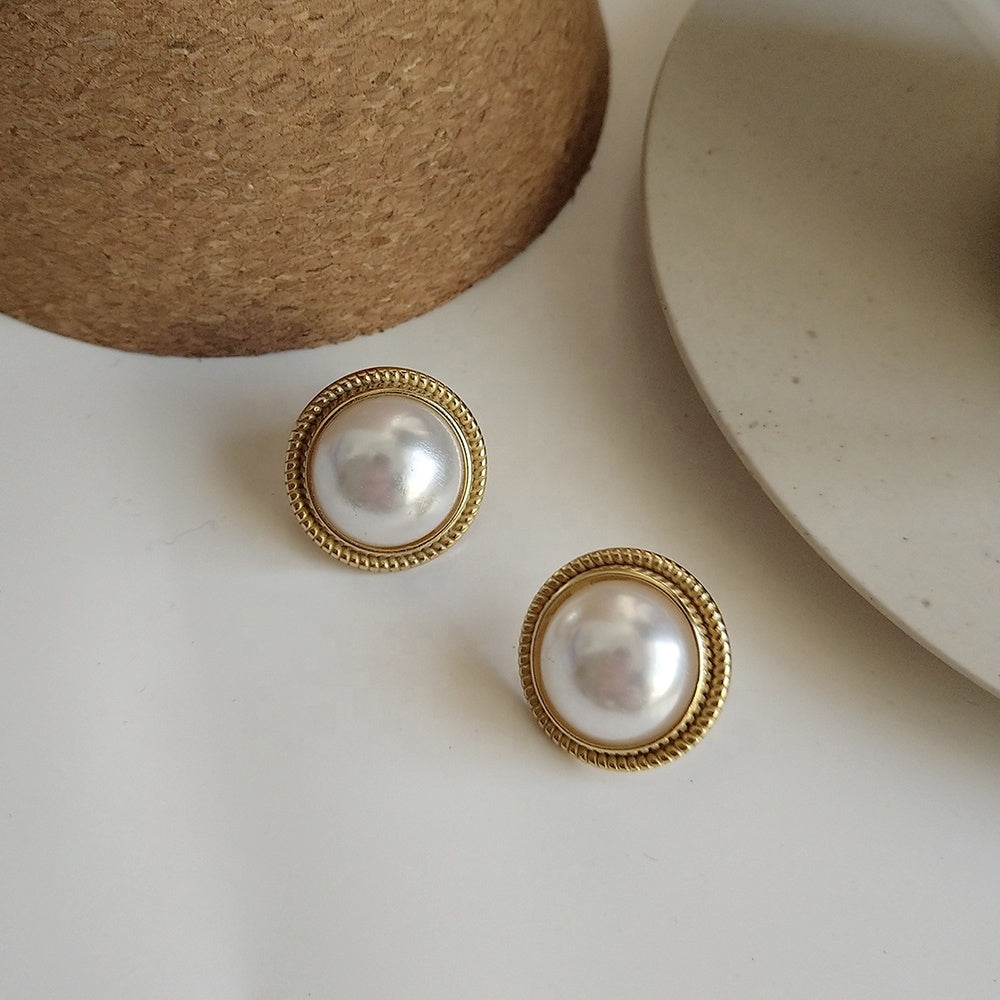 Elegant Gold-Tone Vintage Pearl Stud Earrings